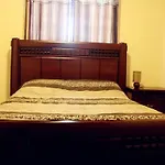 Comfort Apartments - 4511 Queen St By Elevate Rooms