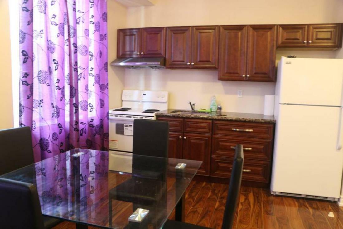 Comfort 4511 Queen St By Elevate Apartment